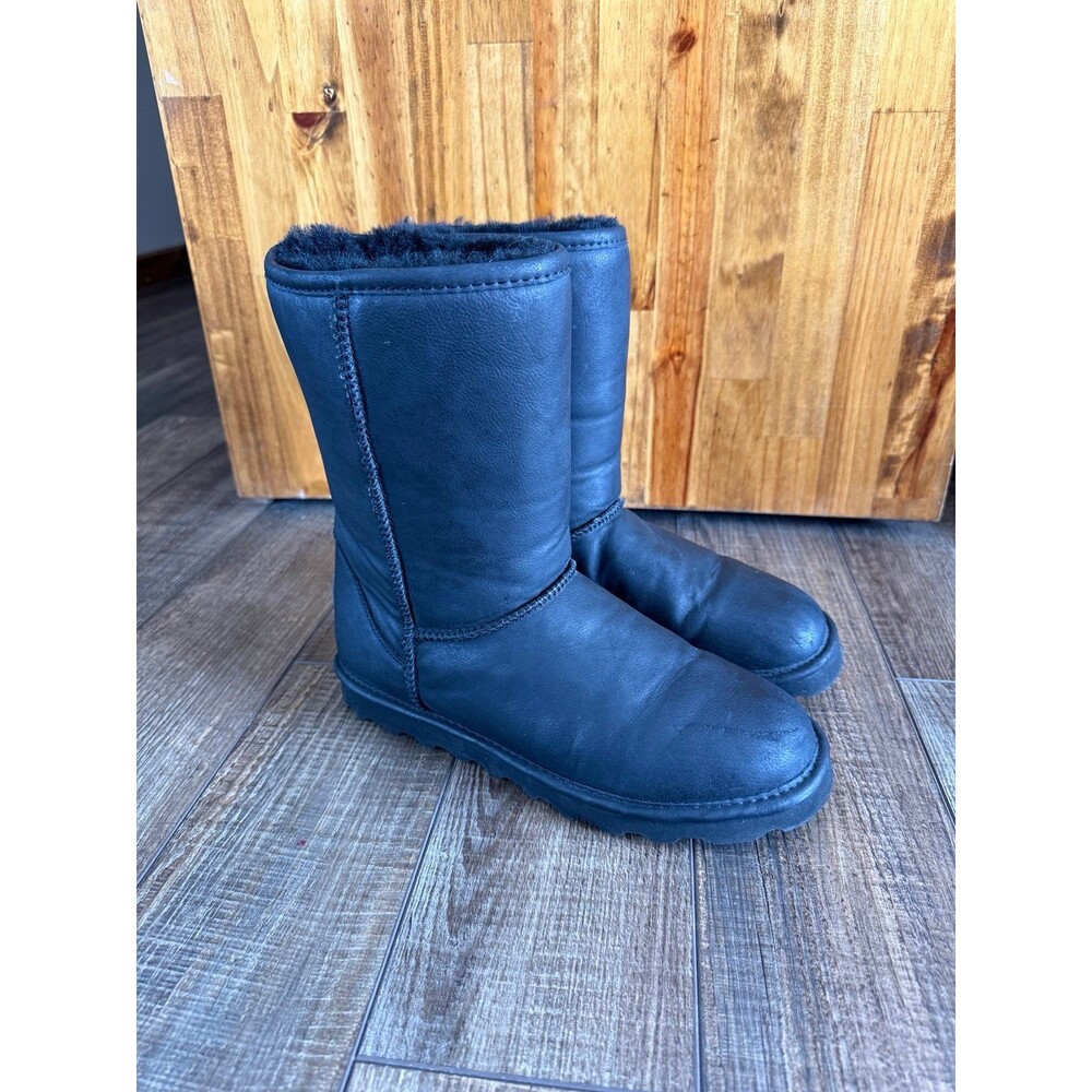 Bearpaw Elle Short Boots Sz. 9.5  Black